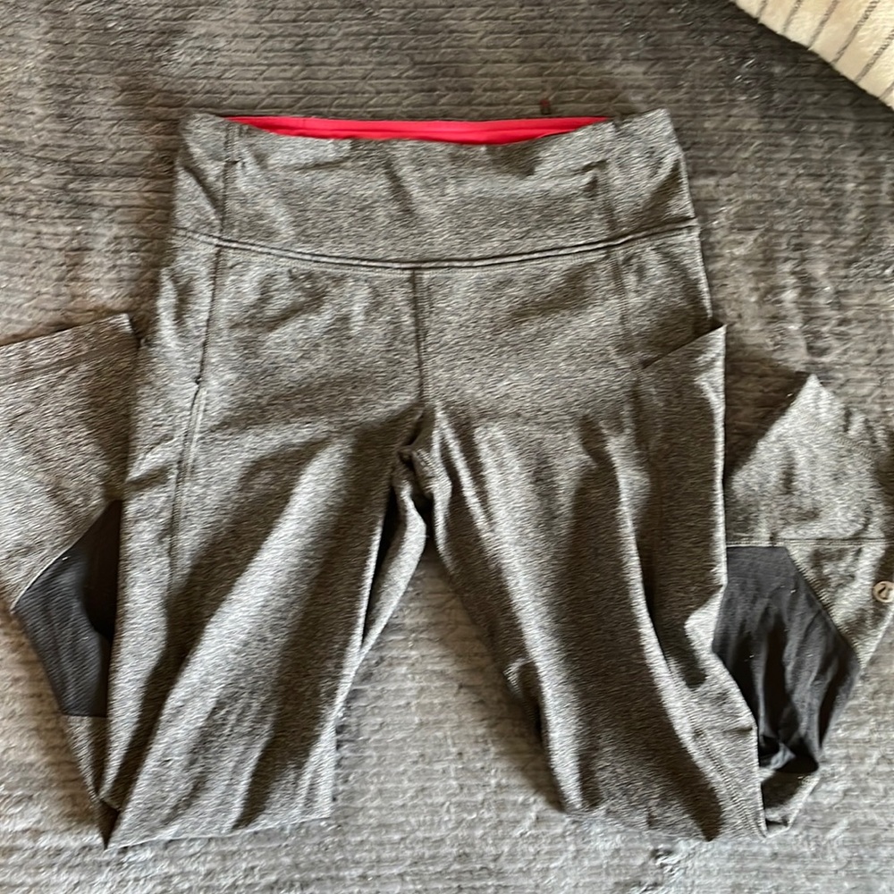 Lululemon crop leggings